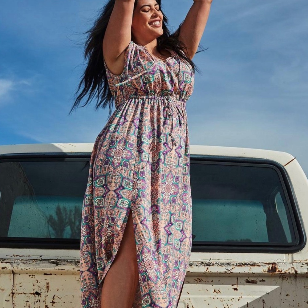 New Torrid Pink Challis Print Maxi Dress